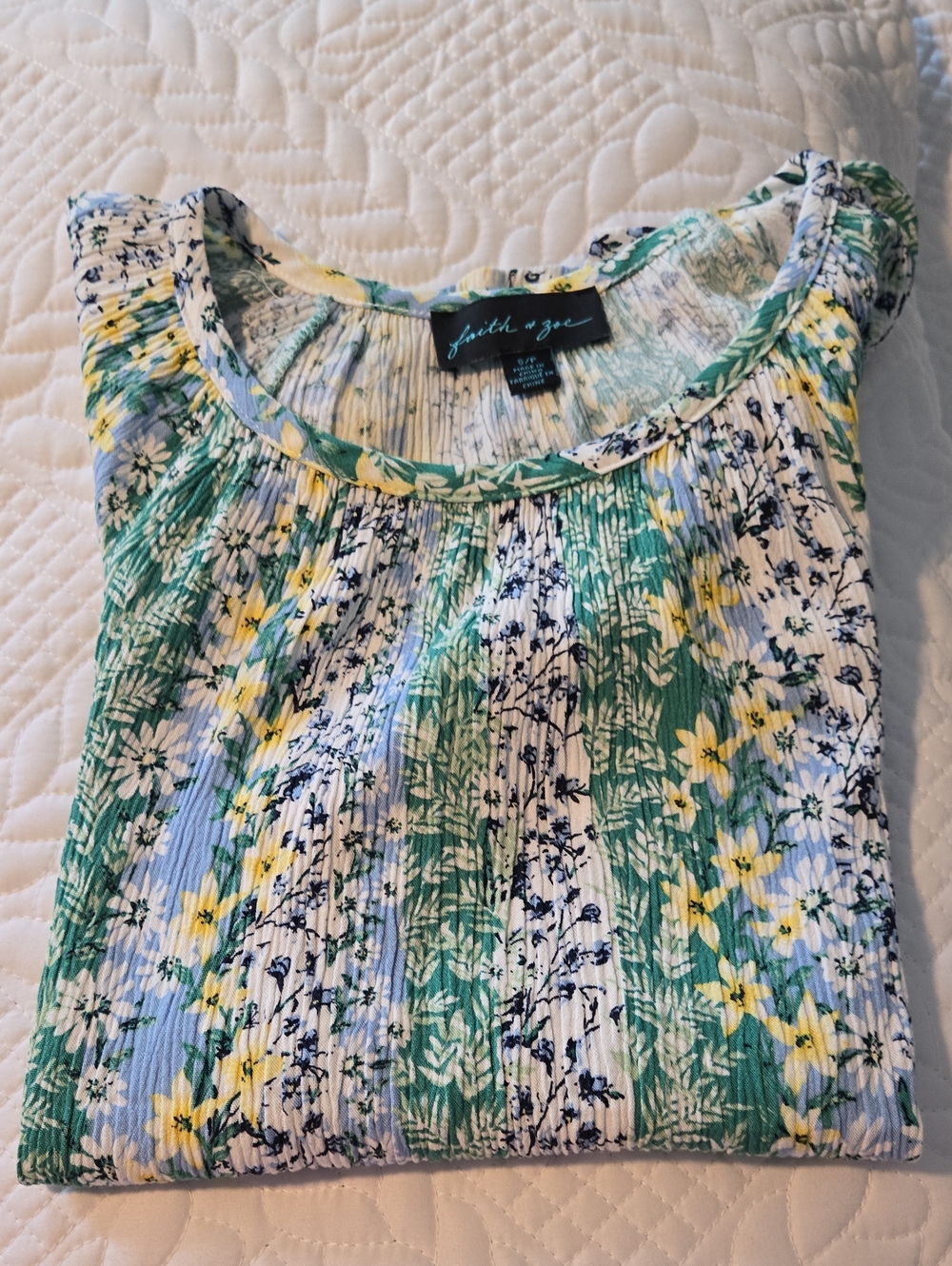 Faith & Zoe Green, Yellow & White Floral Pleated Scoop Neck Blouse